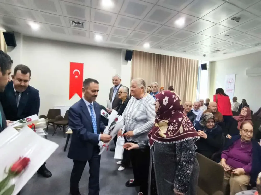 VALİ AKTAŞ, 1 EKİM DÜNYA YAŞLILAR GÜNÜ SEBEBİYLE KOCAELİ HUZUREVİNİ ZİYARET ETTİ