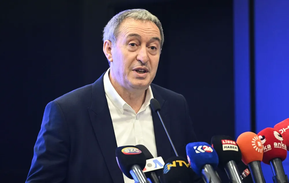 DEM PARTİ EŞ GENEL BAŞKANI TUNCER BAKIRHAN: “MECLİS DİYALOG VE MÜZAKERE İÇİN VAR”