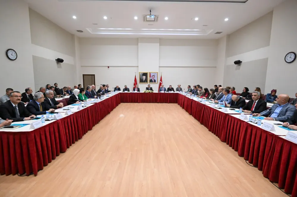 İL HAYVANLARI KORUMA KURULU TOPLANTISI VALİ İLHAMİ AKTAŞ BAŞKANLIĞINDA YAPILDI