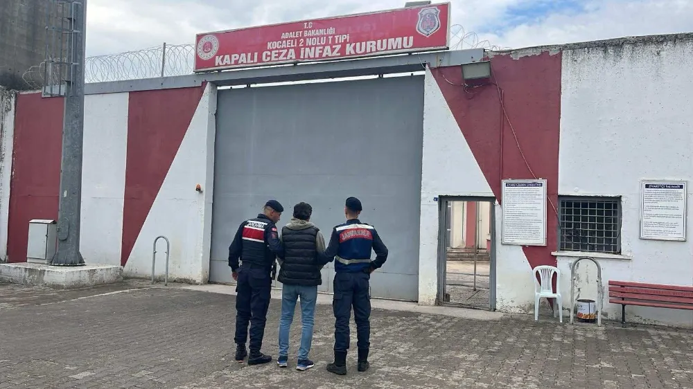 Kocaeli’de 1,5 Yıldır Firari Olan Hükümlü Jandarma Operasyonuyla Yakalandı