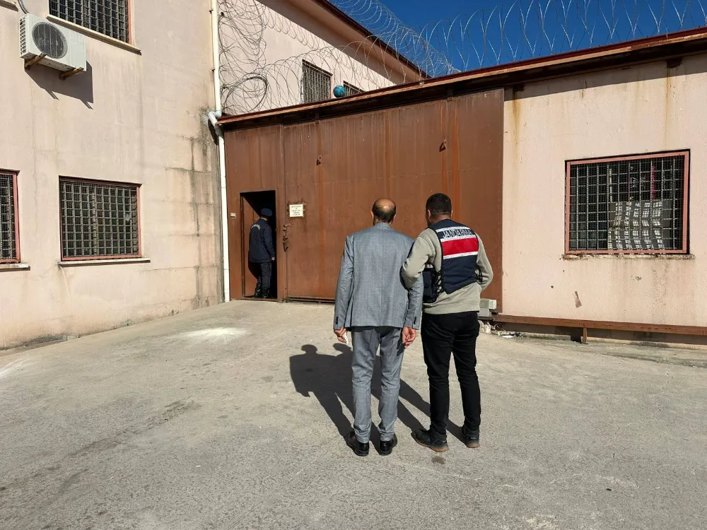 KARTEPE DE YARALAMA SUÇUNDAN DOLAYI ARANAN ŞAHIS YAKALANDI