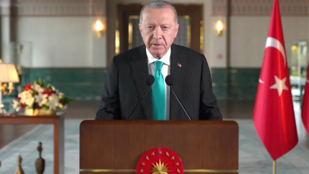 CUMHURBAŞKANI ERDOĞAN: “KÜRESEL FİNANS SİSTEMİNDE ŞEFFAFLIK VE ADALET GÜÇLENMELİ”