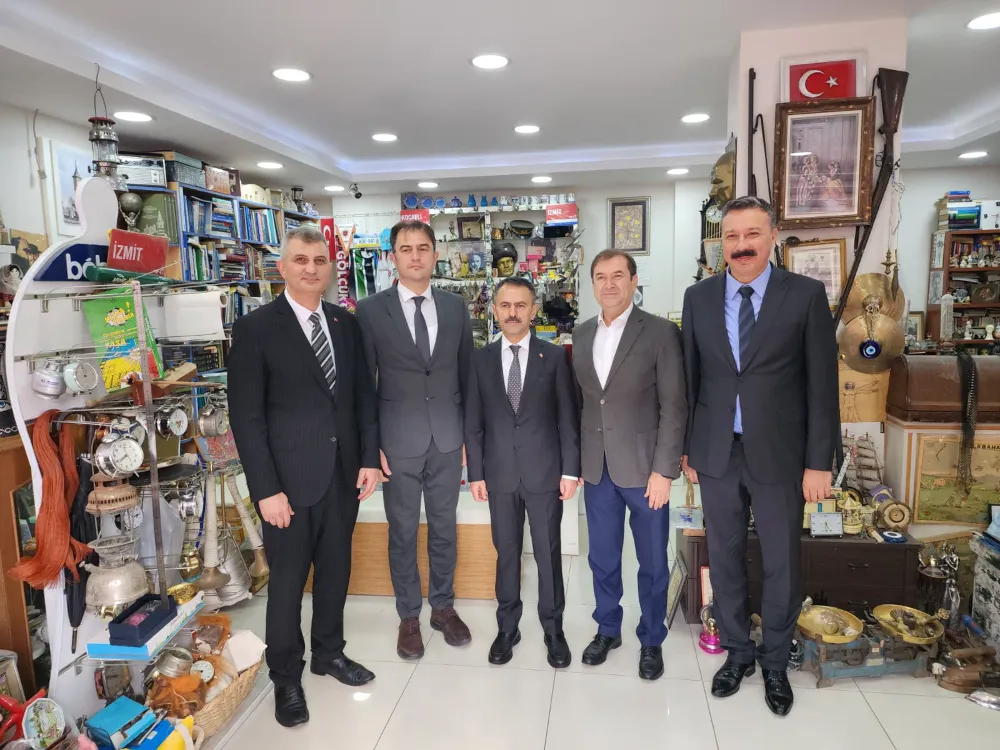 Vali Aktaş, Kocaeli Yerel Kültür Platformu Başkanı Şentürk’ü Ziyaret Etti