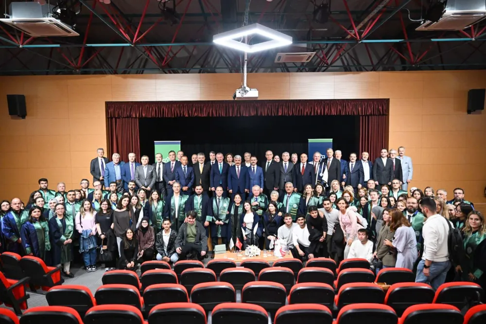 Kocaeli Sağlık ve Teknoloji Üniversitesi Akademik Yıl Açılış Töreni Yapıldı