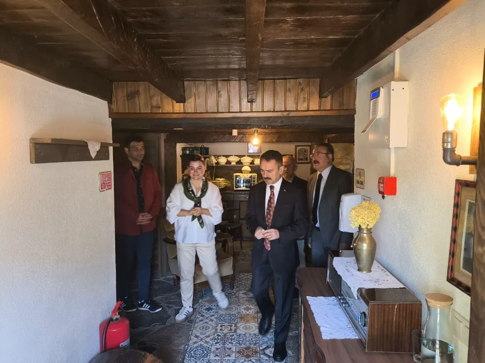 Vali Aktaş’tan Karamürsel Çamçukur Mahallesi’ne Ziyaret