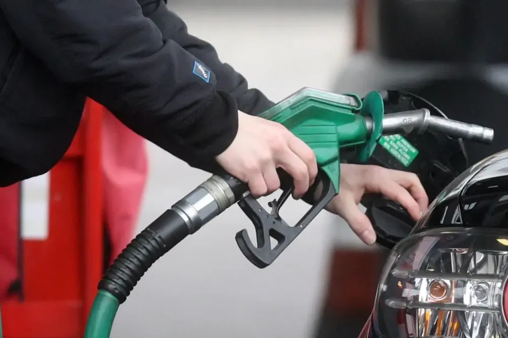 Benzin ve motorine zam geliyor!