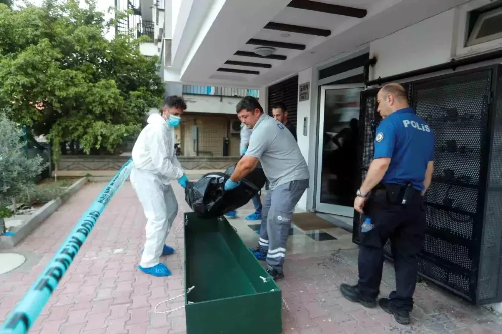 Trans birey banyoda tanınmaz halde ölü bulundu, en yakını gözaltında