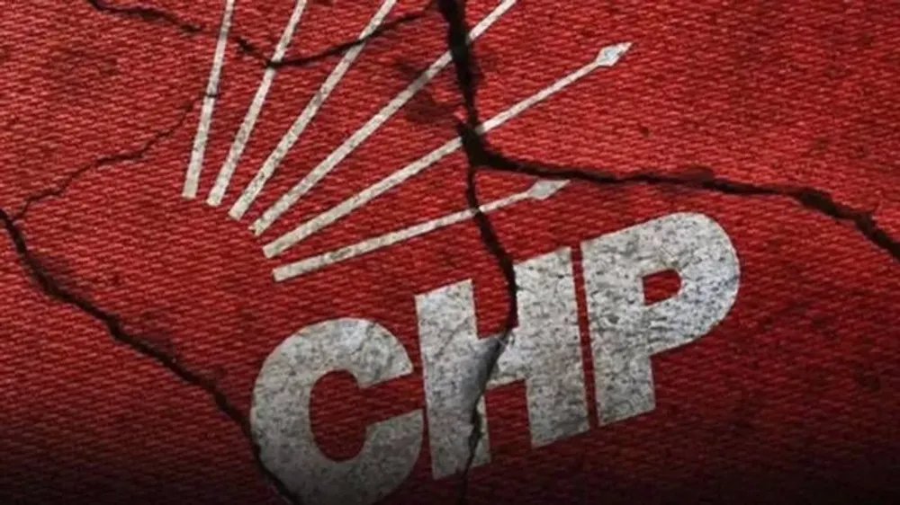 CHP’DE İHRAÇ KRİZİ: ÖZEL, 16 İSMİN YDK’YA SEVKİNİ BAŞLATTI